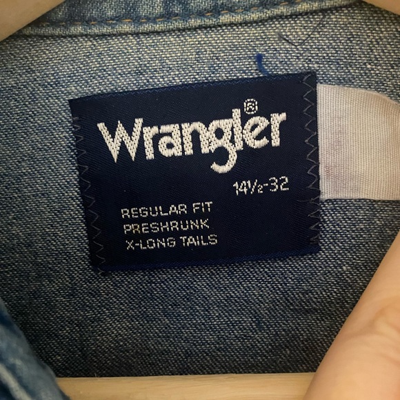 Vintage wrangler western denim button up - Picture 8 of 9